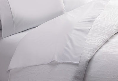 https://www.shophiltongardeninn.com/images/products/thmb/hiltongardeninn-flat-sheet-HGI-103_thmb.jpg